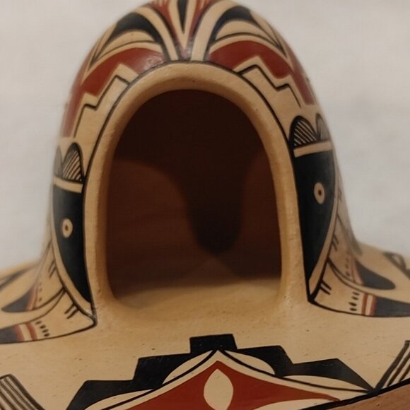 Vintage Native American Pottery Horno (oven) Hand Painted - Picture 4 of 8